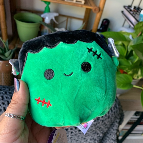 Wade and Marcus Flip A Mallows Frankenstein and Monkey Squishmallows - Picture 1 of 6